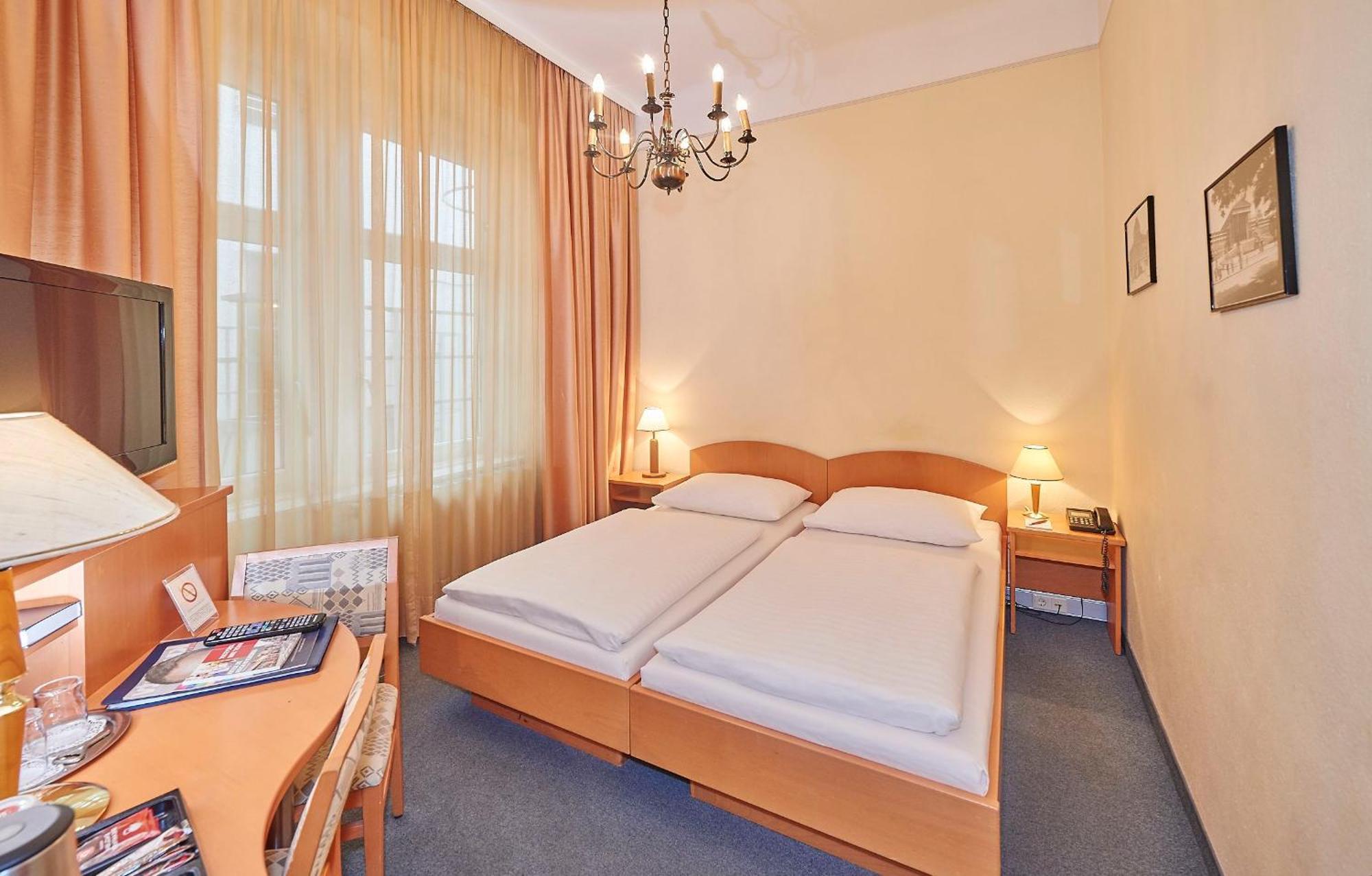 Hotel Zipser Vienna Room photo